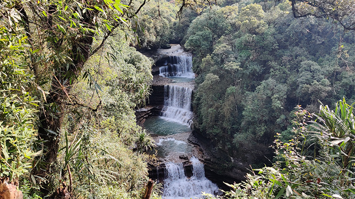 Wei Sawdong Waterfall Meghalaya