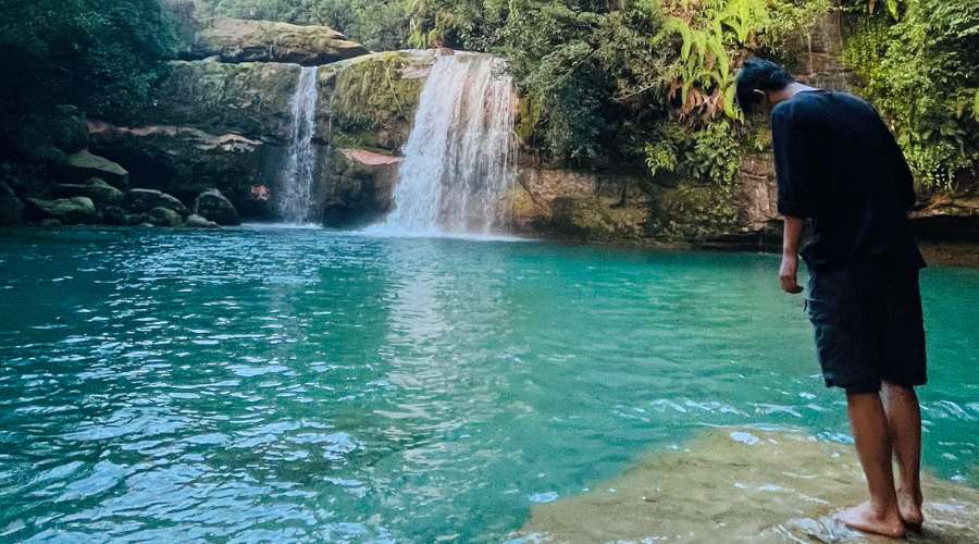 Natural Pool in Sohra Meghalaya where the waters are turquoise in colour.
