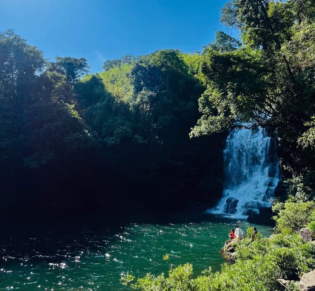 Hidden waterfall in Pynursla- Waterfall Chasing