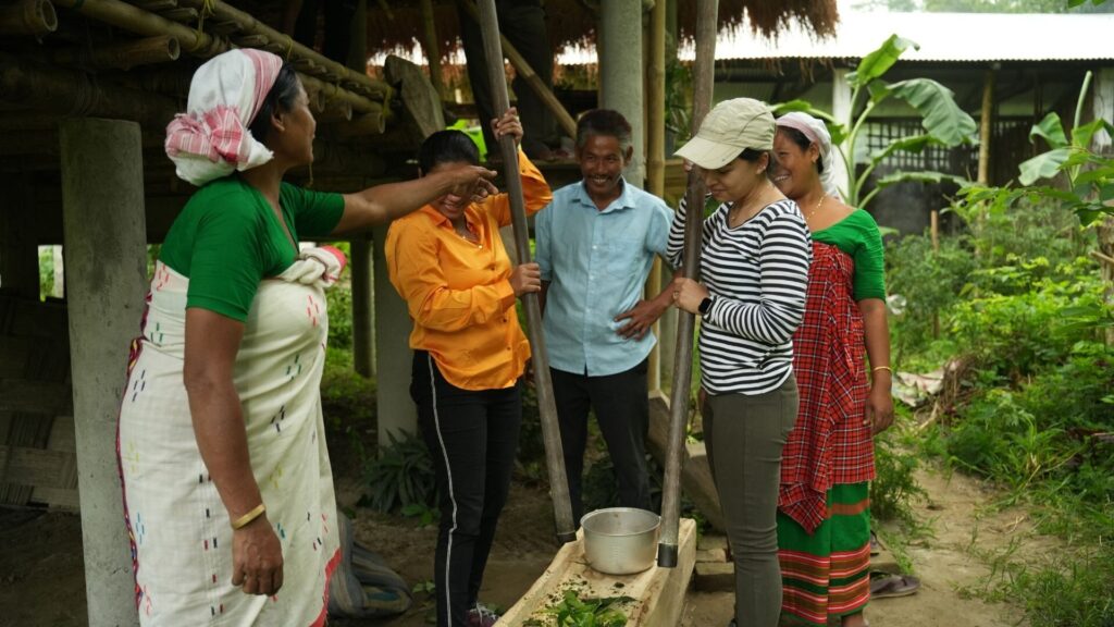 A web of social life