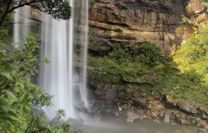 Mawtyngkong Waterfall